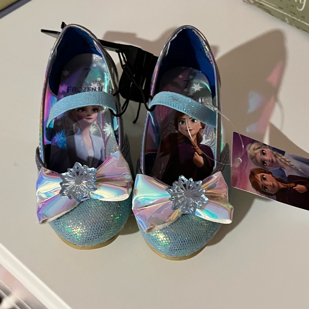Disney Princess Frozen Elsa and Anna Dress Shoes